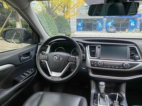 2018 Toyota Highlander 2.0T 4WD Luxury Edition 7Seater National VI high quality
