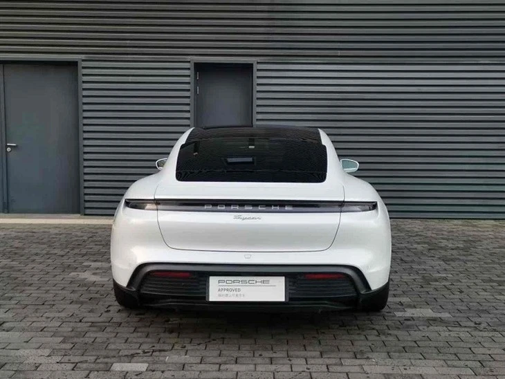 2020 Taycan factory