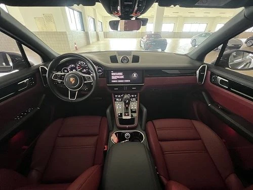 2021 Porsche Cayenne E-Hybrid 2 best